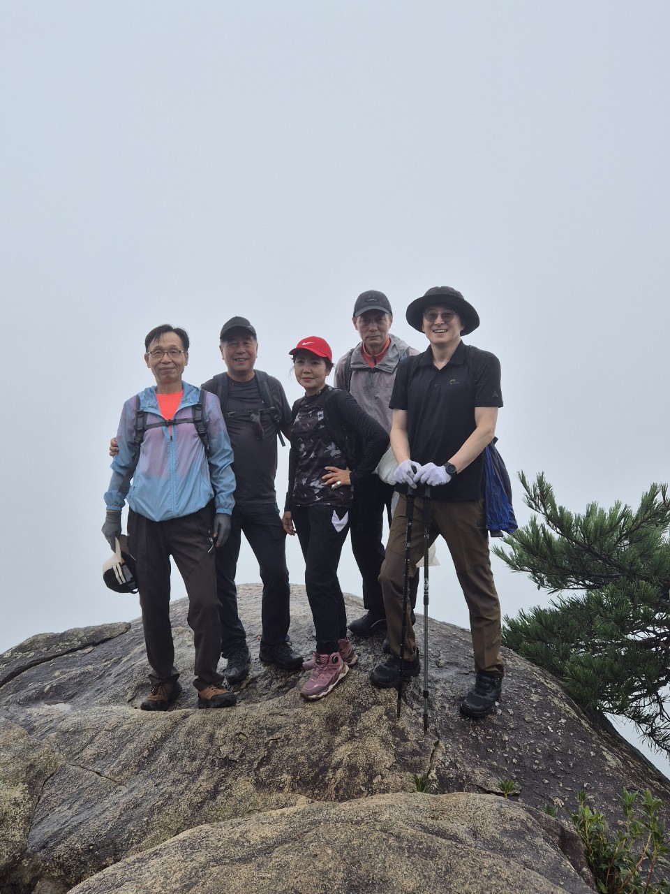 BandPhoto_2025_09_22_08_13_06.jpg