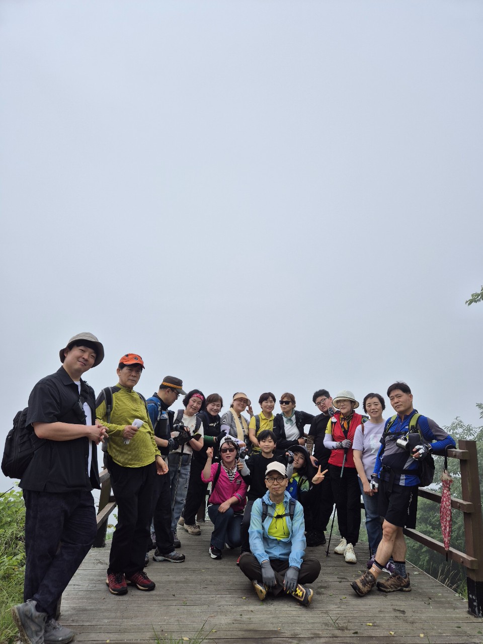 BandPhoto_2025_06_23_14_47_27.jpg